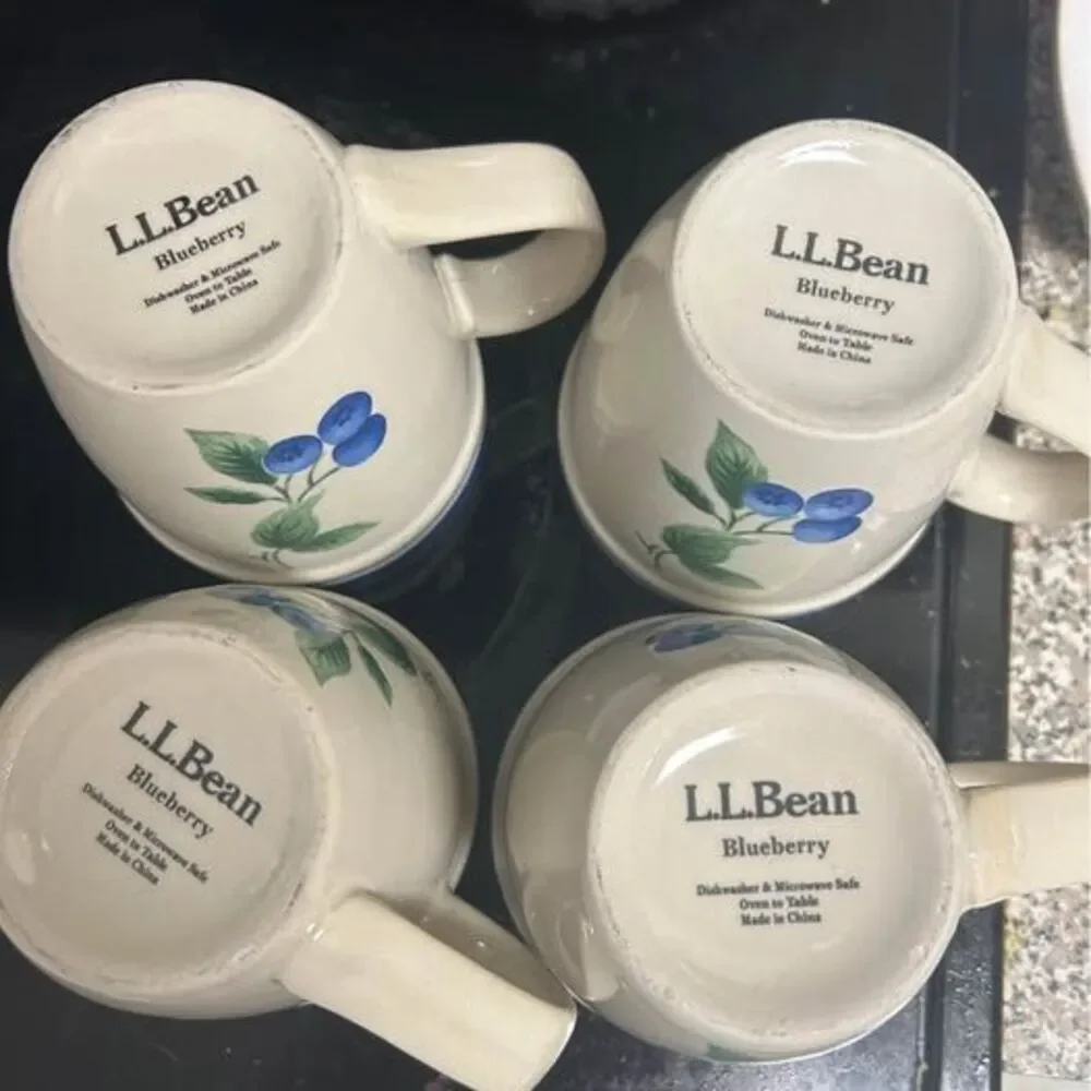 Set of 4 L.L. Bean Blueberry Mugs